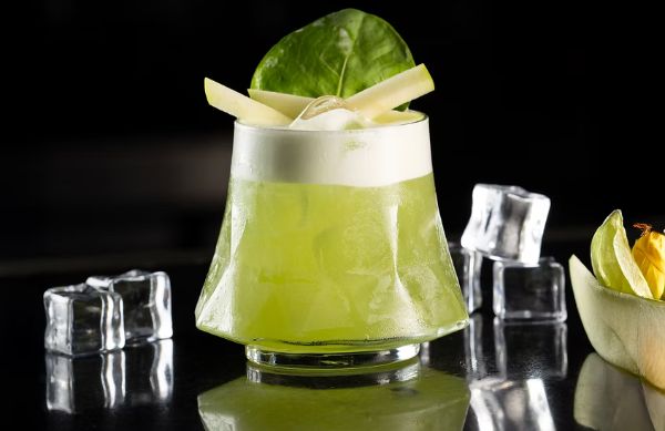 Green Shot içecek — Mia Bella'da yaz serinlemesi